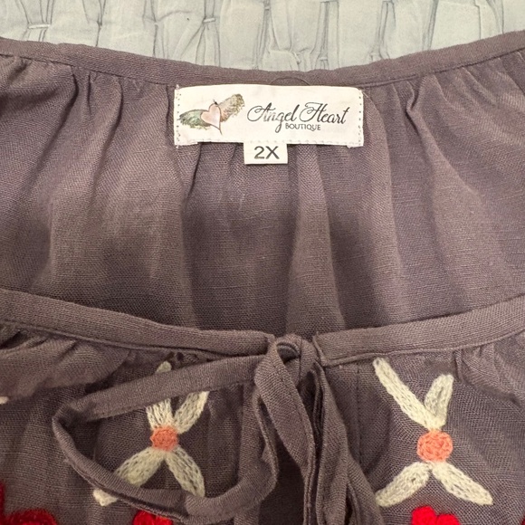 Angel Heart Boutique AHB EXCLUSIVE: GORGEOUS LOVE TOP - GREY 2X - Picture 7 of 10